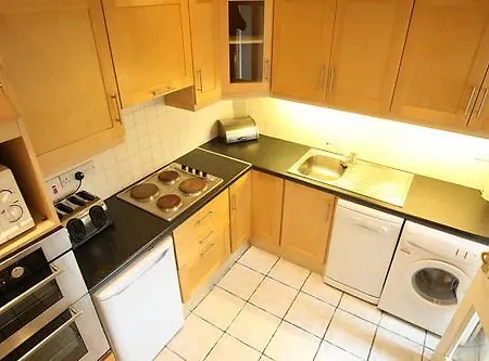 Apartman Crescent Close